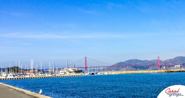 Marina com a Golden Gate de Fundo