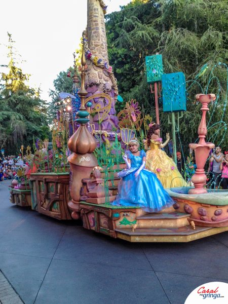 Princesas na Parada da Disneyland